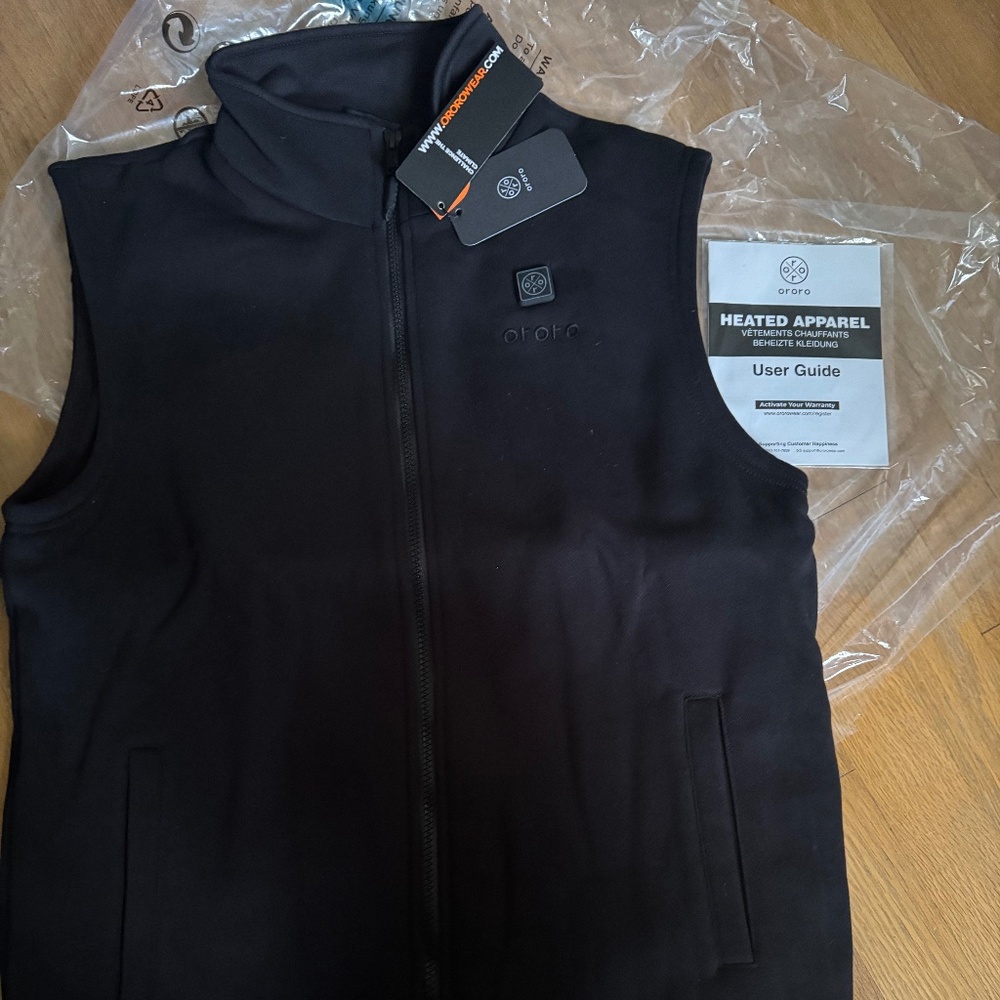 NWT Ororo Men's Heated Vest with Battery Pack (Size M)